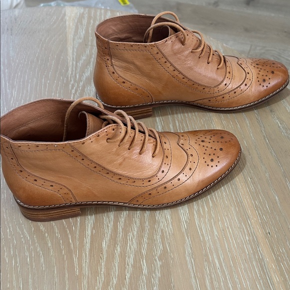 Mona flying Comfort Leather Lace-up Oxfords Brogue Boots,EU49/US8.5 NWT Tried on - Picture 5 of 14